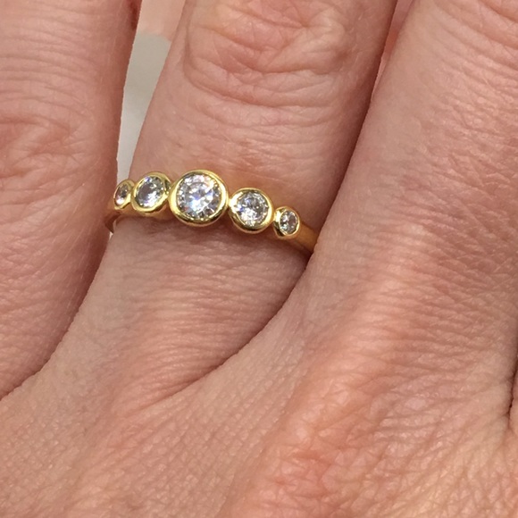 14k yellow gold diamond ring wedding band 5 stone - Picture 6 of 8